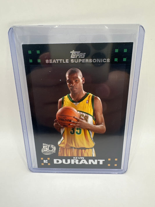 Kevin Durant 2007 Topps #112 Base Rookie PSA 10